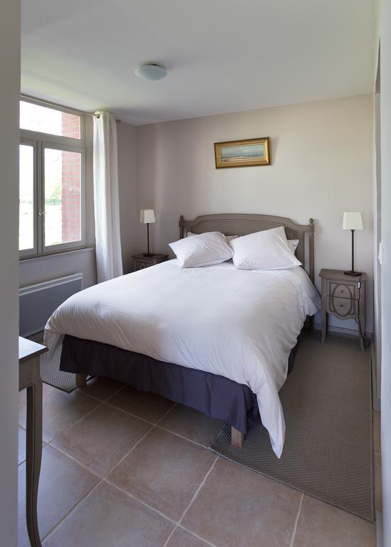 Aigneville Chambres D'Hotes La Chance Au Roy מראה חיצוני תמונה